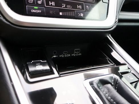 Used 2023 Subaru Outback Touring XT image 39