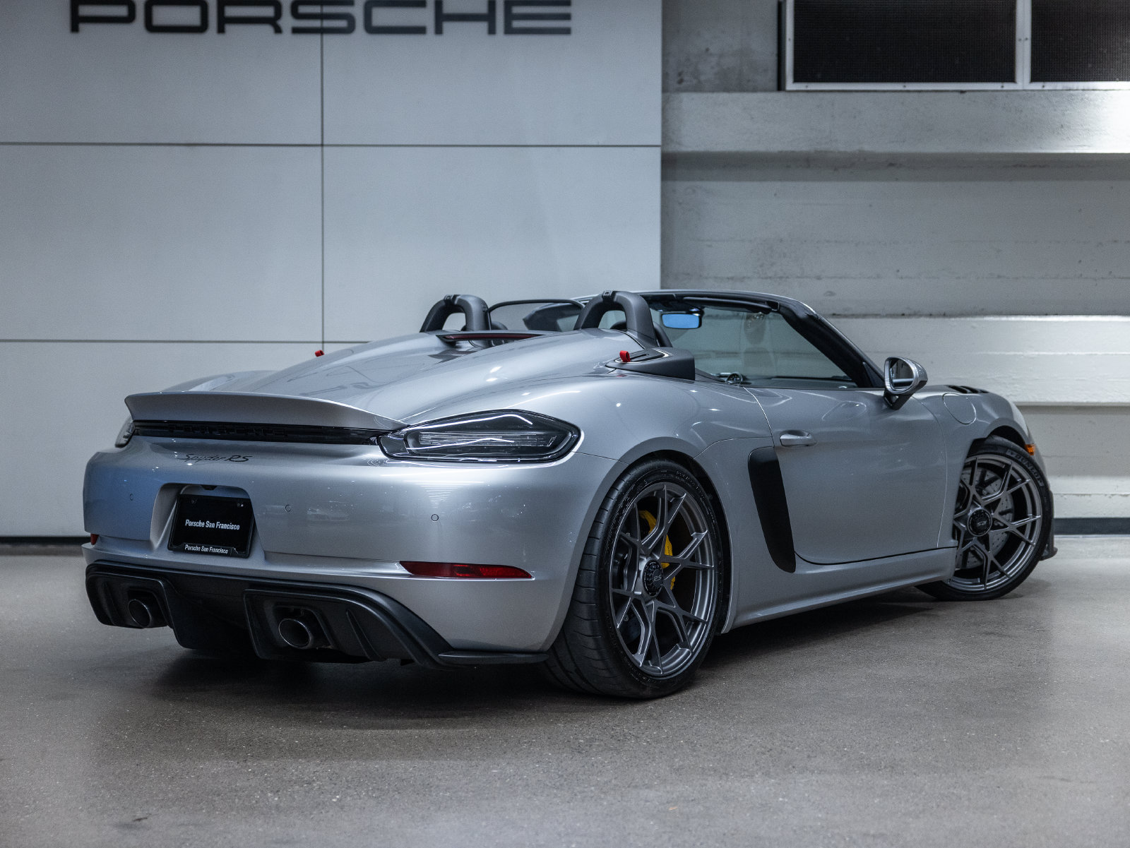 Certified 2025 Porsche 718 Boxster Spyder RS RWD image 24