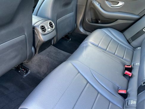 Used 2020 Mercedes-Benz C 300 Sedan image 12