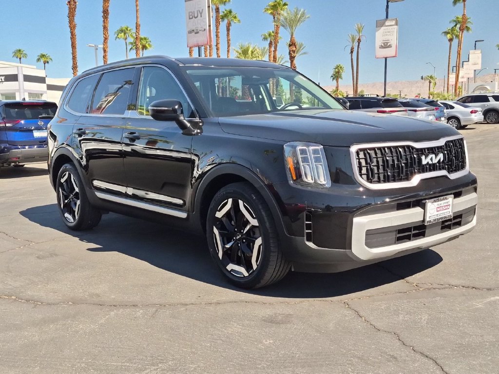 Used 2024 Kia Telluride EX FWD image 6