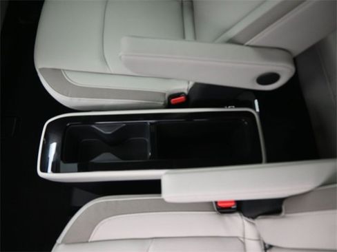 New 2026 Nissan Pathfinder SL w/ SL Premium Package image 12