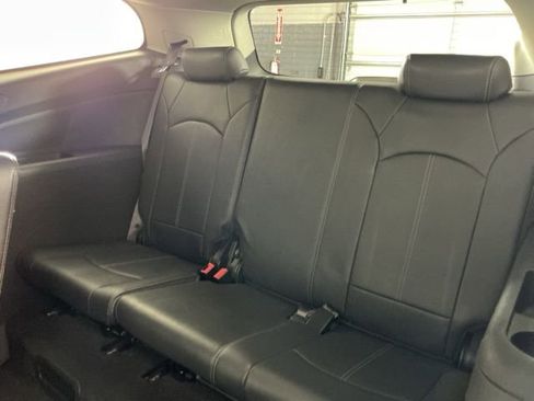 Used 2014 Chevrolet Traverse LT AWD/4WD image 27