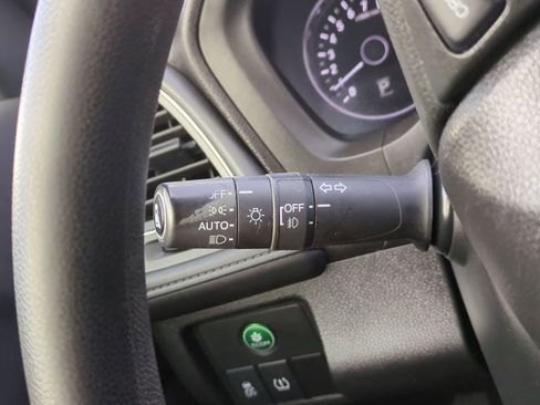Used 2016 Honda HR-V EX image 27