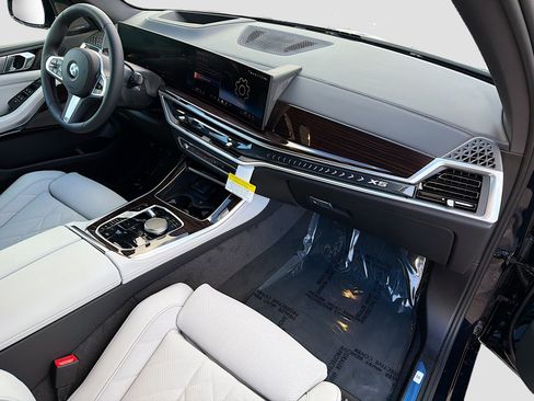 New 2026 BMW X5 xDrive40i image 14