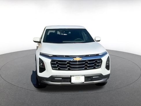 Used 2025 Chevrolet Equinox LT image 4