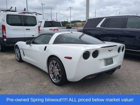 Used 2006 Chevrolet Corvette Coupe RWD image 3