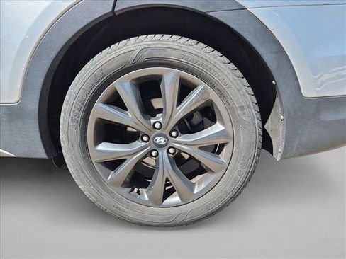 Used 2017 Hyundai Santa Fe Sport AWD/4WD image 13
