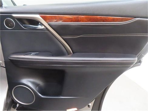 Used 2018 Lexus RX 450hL Luxury image 23