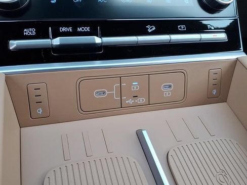 New 2027 Hyundai Santa Fe Limited FWD image 14