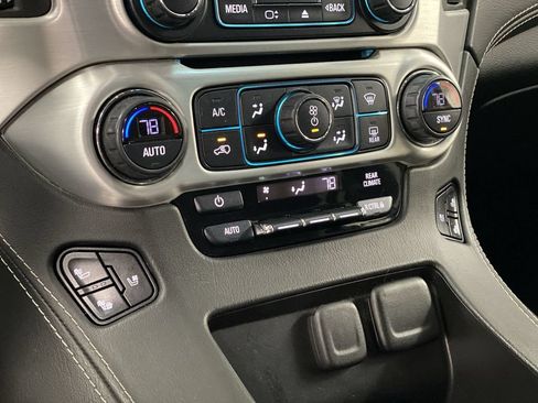 Used 2017 GMC Yukon SLT AWD/4WD image 20