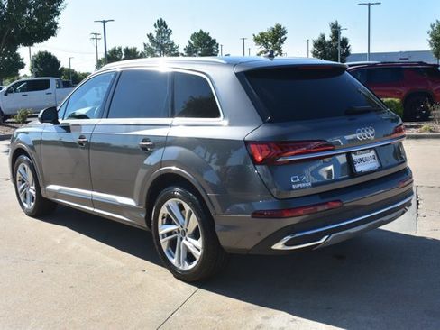Used 2021 Audi Q7 3.0T Premium Plus w/ Premium Plus Package AWD/4WD image 9