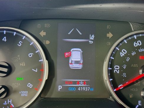 Used 2019 Toyota RAV4 XLE w/ Convenience Package AWD/4WD image 12