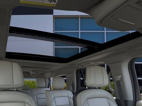 New 2026 Lincoln Navigator L Reserve w/ Jet Appearance Package AWD/4WD image 22