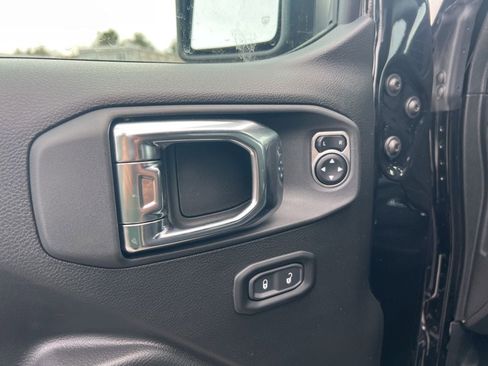 New 2026 Jeep Gladiator Sport image 20