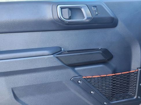 Used 2025 Ford Bronco Raptor image 8