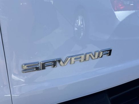 Used 2024 GMC Savana 2500 w/ Driver Convenience Package image 10