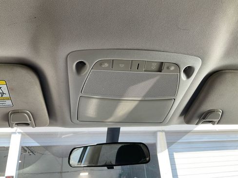 Used 2017 Nissan Murano SV image 24