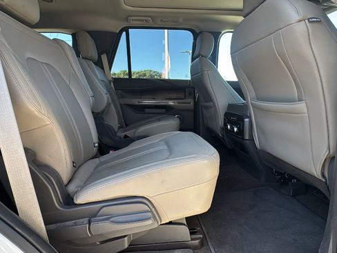 Used 2020 Ford Expedition Limited w/ Special Edition Package image 27