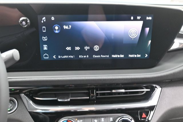 New 2026 Buick Envista Sport Touring w/ Convenience I Package FWD image 23
