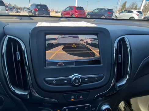 Used 2023 Chevrolet Equinox RS w/ LPO, Cargo Package image 18