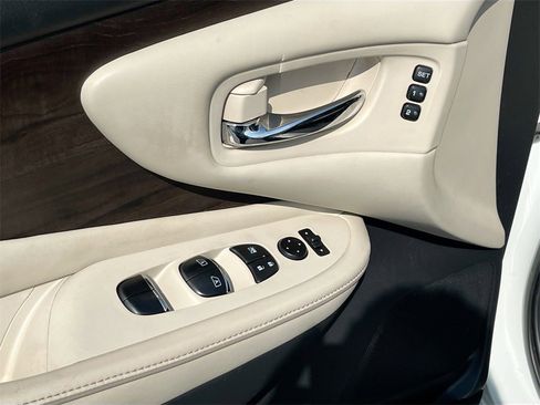 Certified 2020 Nissan Murano Platinum image 17