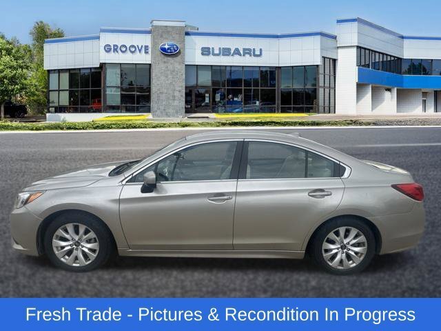 Used 2017 Subaru Legacy 2.5i Premium AWD/4WD image 2