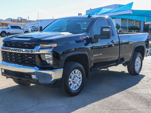 Used 2022 Chevrolet Silverado 2500 LT w/ Convenience Package image 6