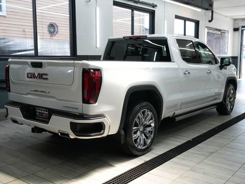 Used 2024 GMC Sierra 1500 Denali w/ Denali Reserve Package AWD/4WD image 8