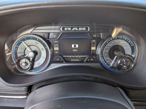 Used 2021 RAM 2500 Limited AWD/4WD image 33