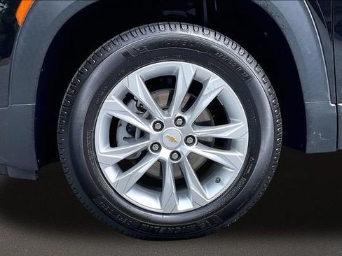 Used 2021 Chevrolet TrailBlazer LS AWD/4WD image 8