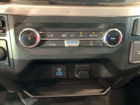 Used 2022 Ford F150 XLT w/ Trailer Tow Package image 20