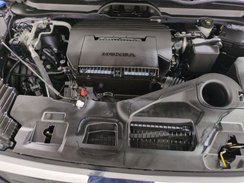 Certified 2024 Honda Pilot Elite image 26