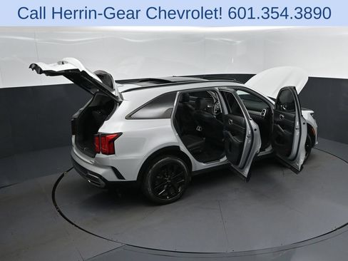 Used 2023 Kia Sorento SX AWD/4WD image 49