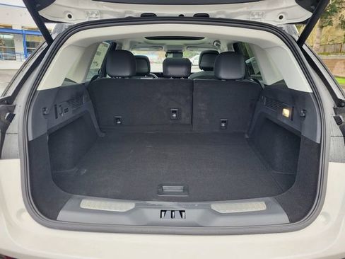 New 2026 Lincoln Nautilus Premier w/ Equipment Group 102A image 5