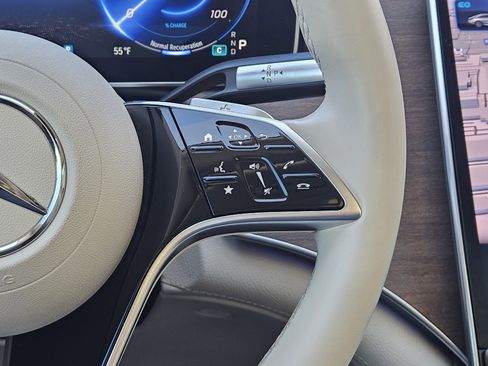 Used 2023 Mercedes-Benz EQS 450+ Sedan image 29