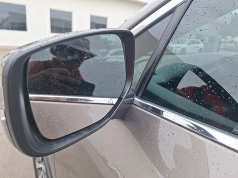 Used 2022 Subaru Outback Premium image 14