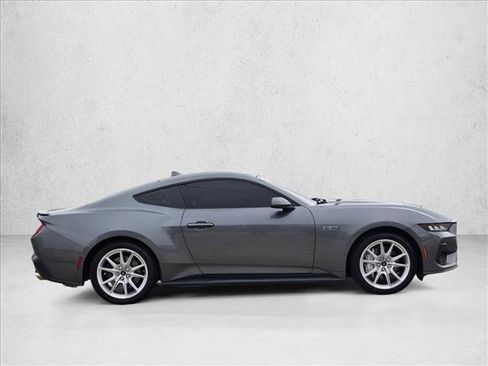 Used 2024 Ford Mustang GT Premium image 4