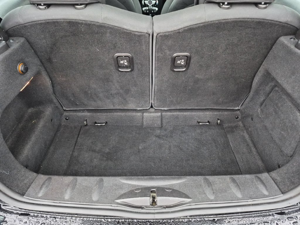 Used 2009 MINI Cooper Hardtop FWD image 26