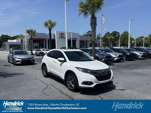 Used 2022 Honda HR-V EX image 1