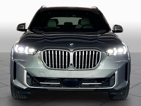 Used 2025 BMW X5 sDrive40i w/ Premium Package RWD image 3