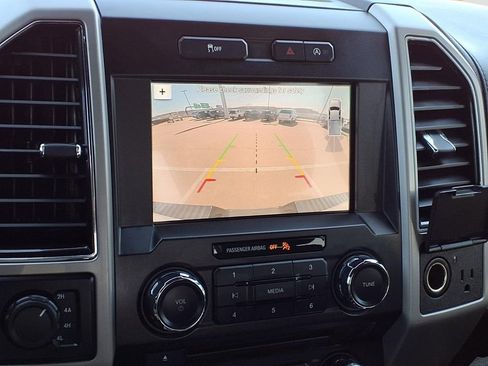 Used 2018 Ford F150 Lariat image 12