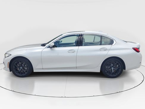 Used 2025 BMW 330i Sedan RWD image 7