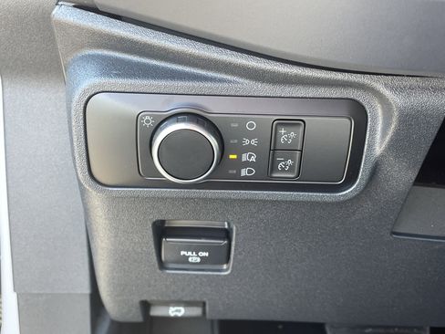 New 2025 Ford Bronco 2-Door w/ Sasquatch Package image 19