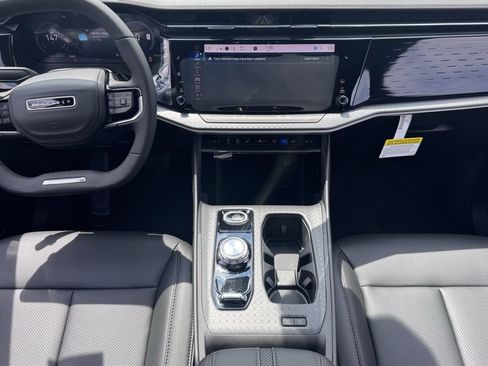 New 2025 Jeep Wagoneer S Limited image 12