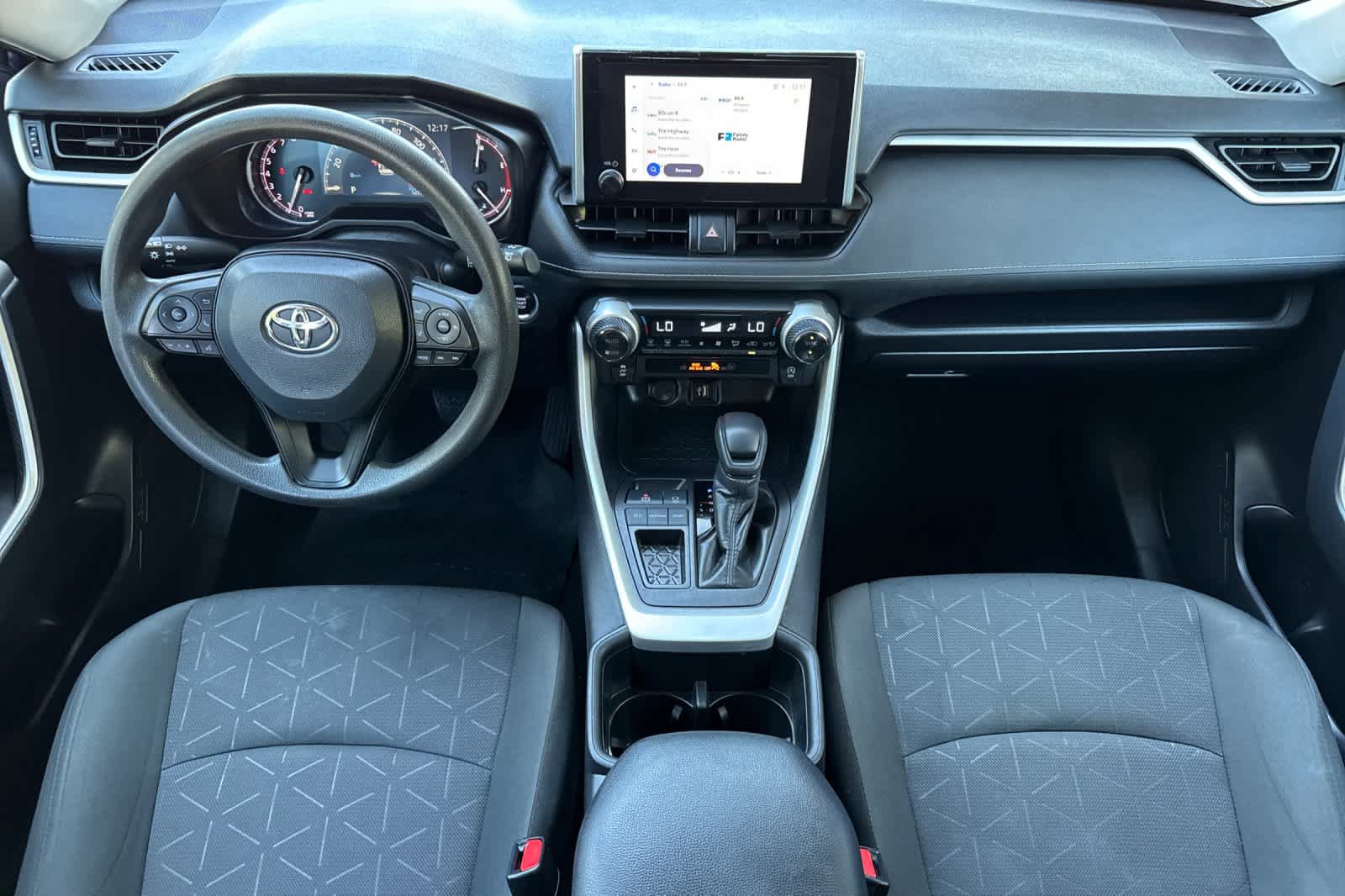 Used 2024 Toyota RAV4 XLE FWD image 3