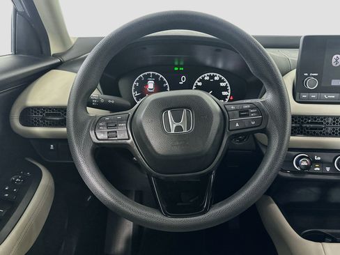 Used 2023 Honda HR-V LX image 17