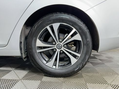 Used 2023 Nissan Sentra SV image 11