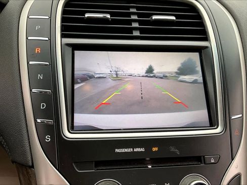 Used 2016 Lincoln MKX Select w/ Select Plus Package image 24