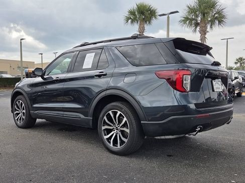 Used 2023 Ford Explorer ST-Line AWD/4WD image 4