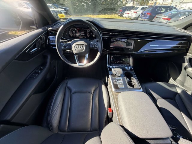 Used 2023 Audi Q8 Premium w/ Convenience Package AWD/4WD image 13